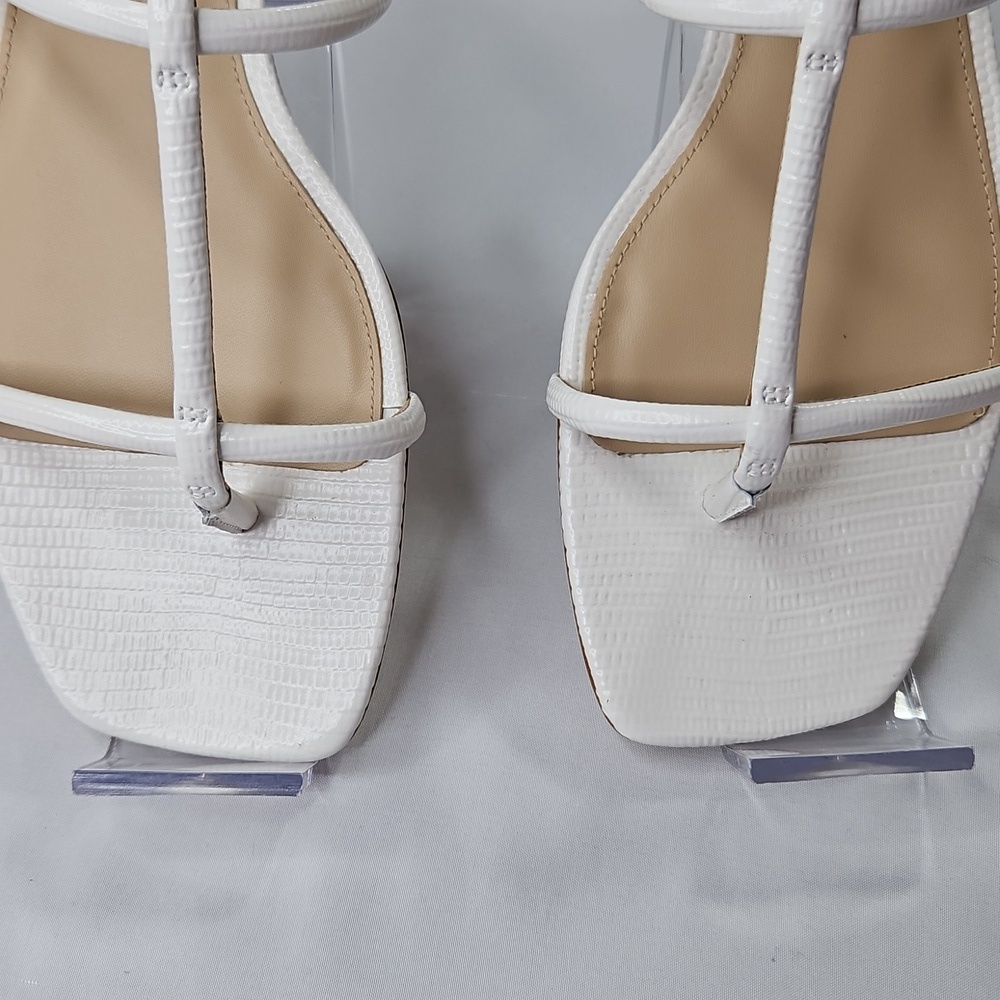 Veronica Beard Marbella lizard-embossed T-strap sandal  parchment white Sz 8 NWT - Picture 5 of 9
